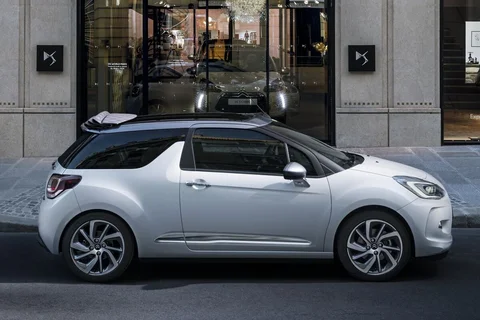 DS 3 Cabrio PureTech 110 1955 2015 view 8
