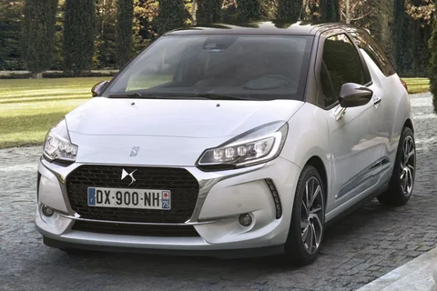 DS 3 PureTech 110 Sport Chic 2016 view 5