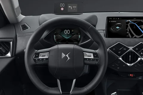 DS 3 E-Tense Performance Line 2026 view 3