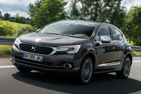 DS 4 BlueHDi 120 Chic 2015 view 12