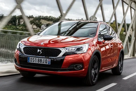 DS 4 Crossback THP 165 Moondust 2017 view 12