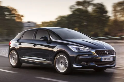 DS 5 BlueHDi 180 Chic 2015 view 7
