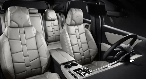 DS 7 E-Tense 225 Performance Line 2022 view 6