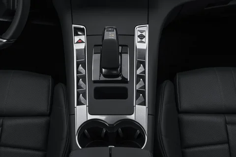 DS 7 E-Tense 225 Performance Line 2022 view 7