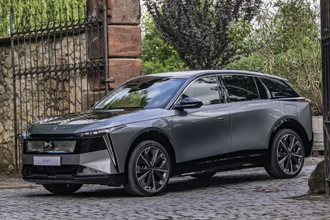 DS N°7 FWD Long Range 245hp 2026 suv изглед 4