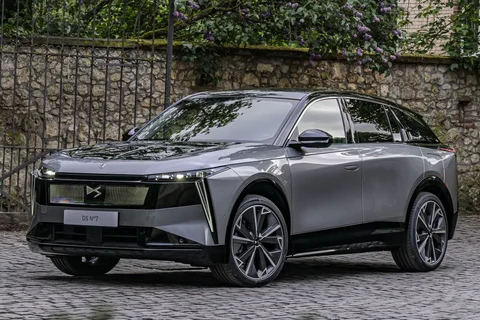 DS N°7 FWD Long Range 245hp 2026 suv изглед 6
