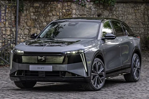 DS N°7 FWD Long Range 245hp 2026 suv изглед 8