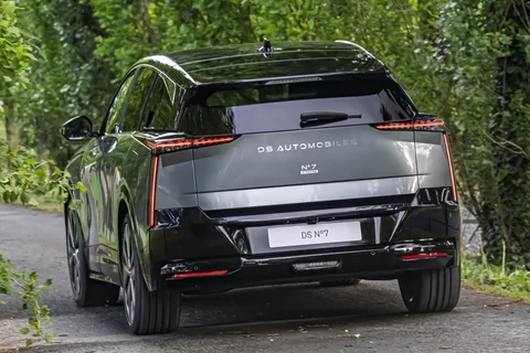 DS N°7 FWD Long Range 245hp 2026 suv изглед 7
