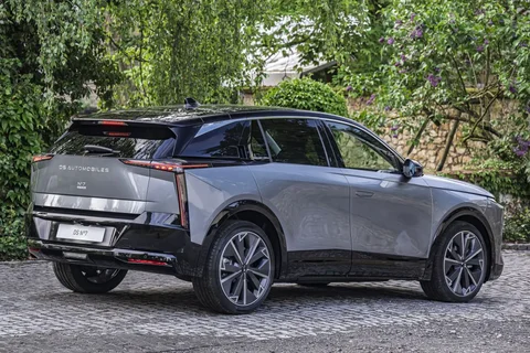DS N°7 FWD Long Range 245hp 2026 suv изглед 10
