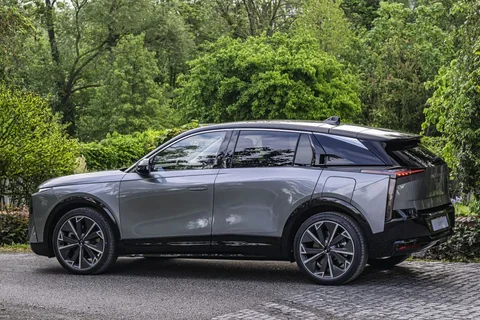 DS N°7 FWD Long Range 245hp 2026 suv изглед 3