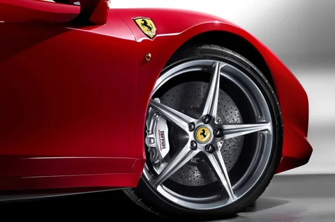 Ferrari 458 Speciale HELE 2014 view 9