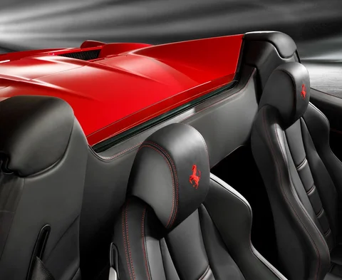 Ferrari 458 Spider HELE 2011 view 12