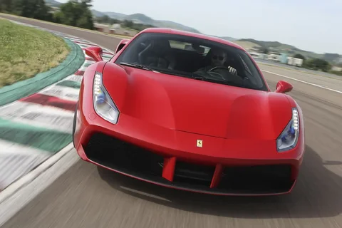 Ferrari 488 GTB Pista 2019 view 10