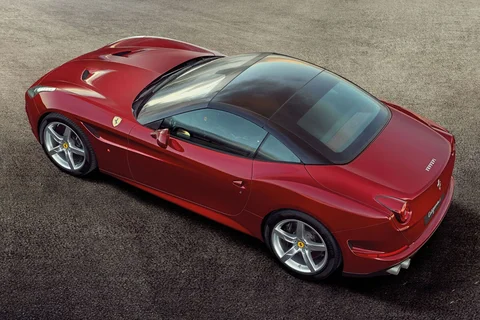 Ferrari California T 2014 view 10