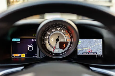 Ferrari GTC4 Lusso V8 2017 view 12