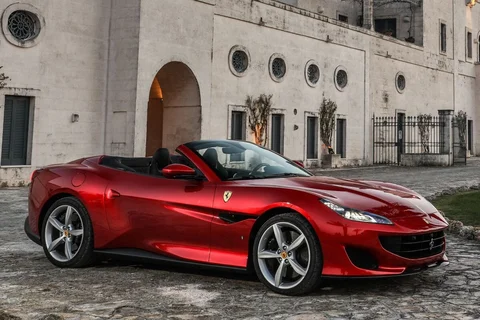 Ferrari Portofino 3.8 T 2018 view 2