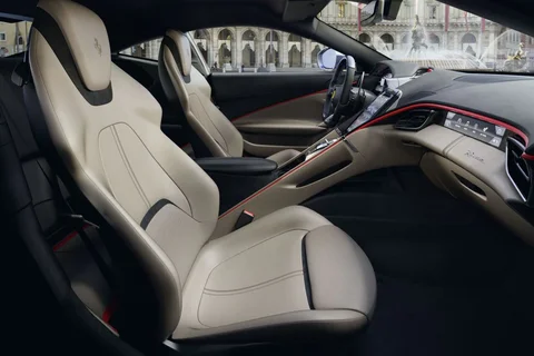 Ferrari Roma Roma 2020 view 5
