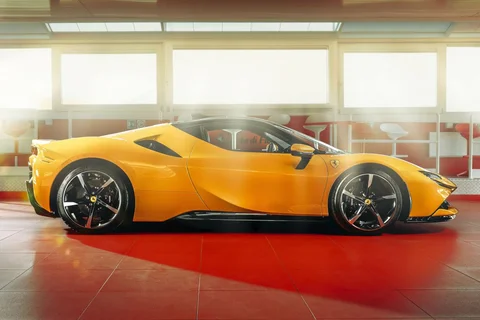 Ferrari SF90 XX Stradale 2023 view 10