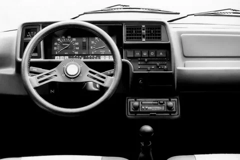 Fiat 127 900 Special 1981 view 3