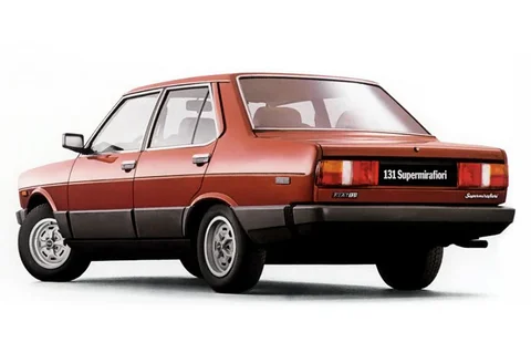 Fiat 131 1600 CL 1981 view 3