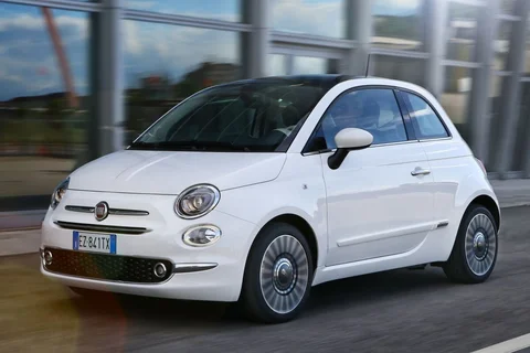 Fiat 500 1.2 Lounge 2019 view 3