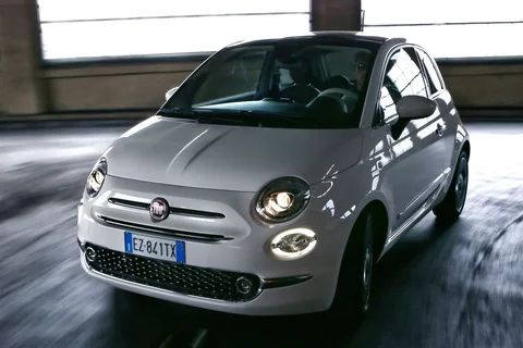 Fiat 500 1.2 Lounge 2019 view 9