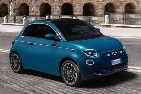 Fiat 500 500e 24kWh Action 2020 view 8