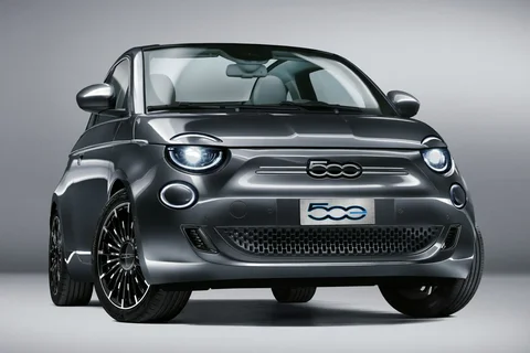 Fiat 500 500eC 42kWh Red 2021 view 11