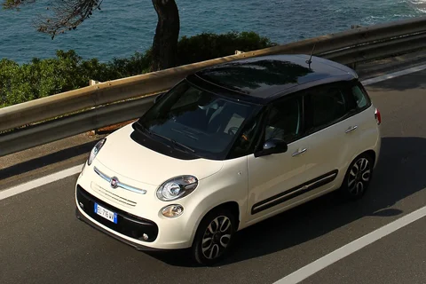 Fiat 500L 1.3 MultiJet 85 Easy 2013 view 4