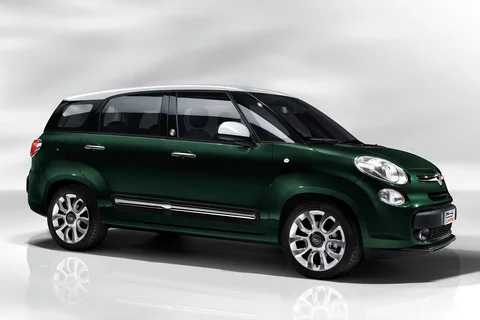Fiat 500L 2013 front view