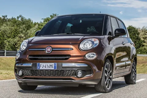 Fiat 500L TwinAir 105 Mirror 2018 view 4