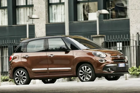 Fiat 500L TwinAir 105 Mirror 2018 view 5