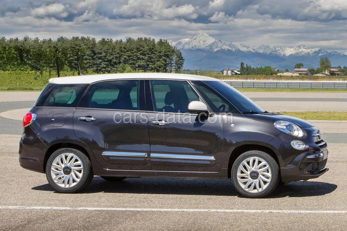 Fiat 500L Wagon 1.3 MultiJet 95 PopStar 2017 front view