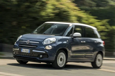 Fiat 500L TwinAir 105 Mirror 2018 view 11