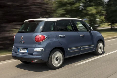 Fiat 500L TwinAir 105 Mirror 2018 view 12