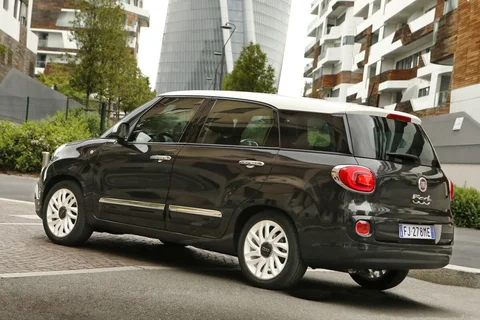 Fiat 500L Wagon 1.3 MultiJet 95 PopStar 2017 view 5