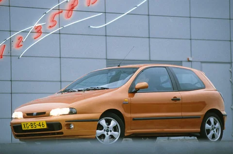 Fiat Bravo 1.8 16V GT 1998 view 2