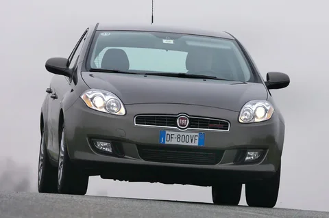 Fiat Bravo 1.9 16v Multijet 115 Dynamic 2007 view 4