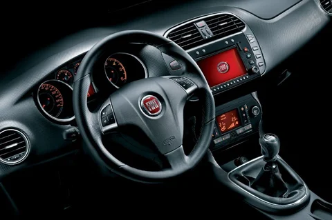 Fiat Bravo 1.9 16v Multijet 115 Dynamic 2007 view 12