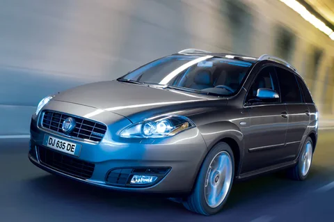 Fiat Croma 1.9 Multijet 8v 120 Active 2008 view 4