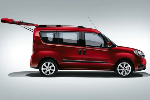 Fiat Doblò 1.4 16v Easy 2015 view 4