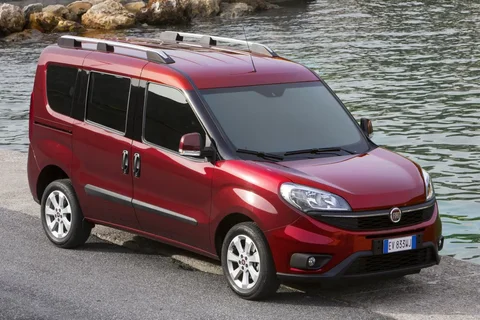 Fiat Doblò 1.4 16v Easy 2015 view 8