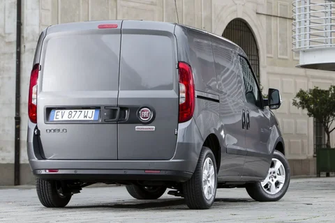 Fiat Doblò Cargo 2.0 MultiJet 135 2015 view 3