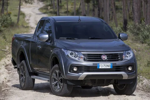 Fiat Fullback Extended Cab 150hp SX 2016 view 2