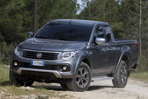 Fiat Fullback Extended Cab 150hp SX 2016 view 5