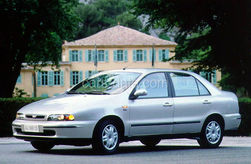 Fiat Marea 1.9 JTD SX 2001 front view
