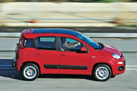 Fiat Panda 1.2 69 Lounge 2019 view 2