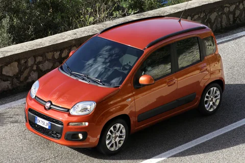 Fiat Panda 1.2 69 Lounge 2019 view 5