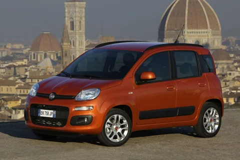 Fiat Panda 1.2 69 Lounge 2019 view 12