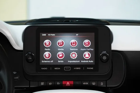 Fiat Panda 1.0 Hybrid City 2024 view 12